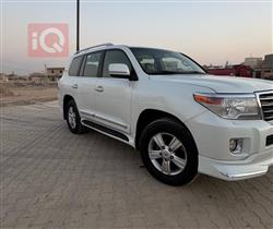 تۆیۆتا لاند کروزەر